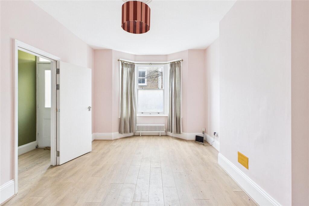 Main image of property: Elm Park, London, SW2