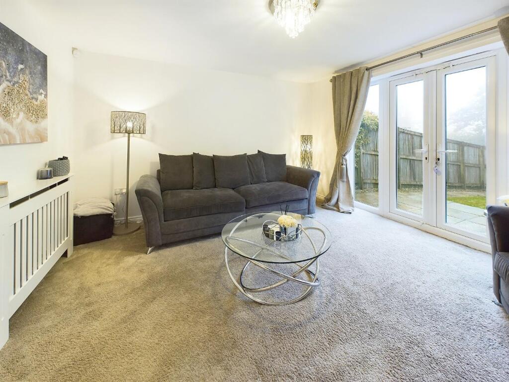 Redbrook Way, Bradford photo 3