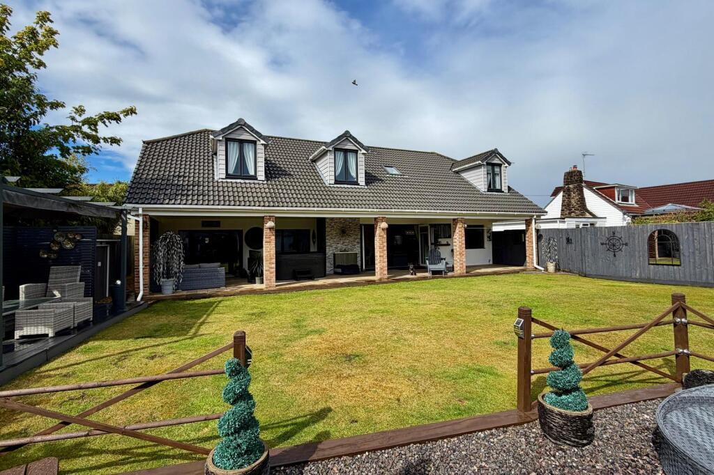 St. Leonards, BH24 2QR - View 3