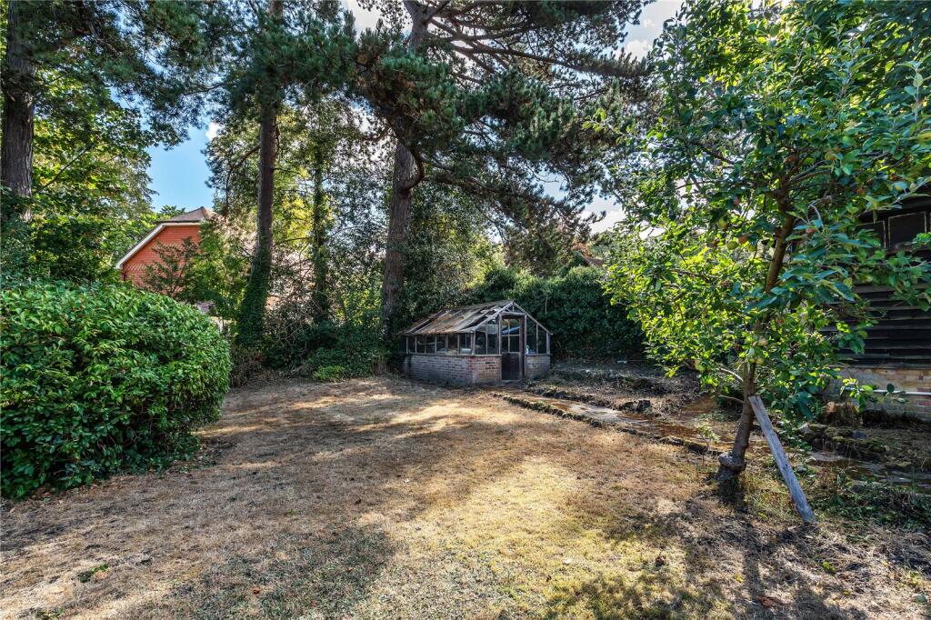 House in Tandridge, Limpsfield - View 5