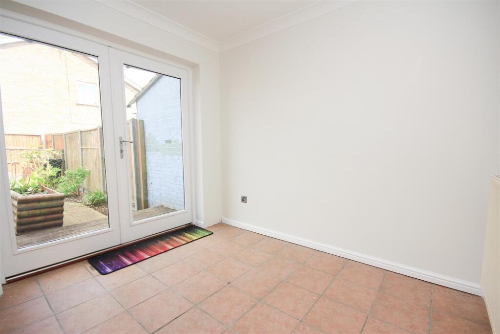 House in Wellingborough - View 4