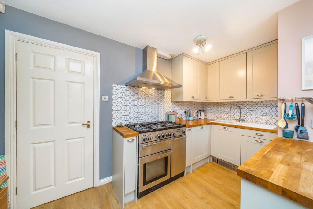 House in London - View 5