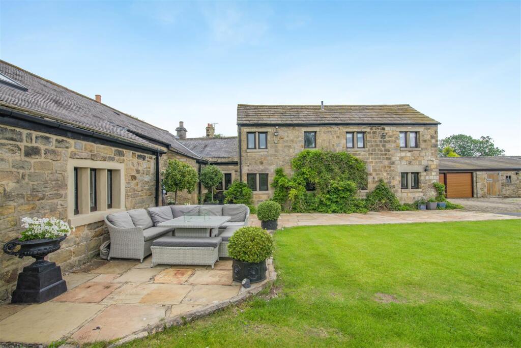 Brackenthwaite Lane, Pannal, Harrogate photo 3