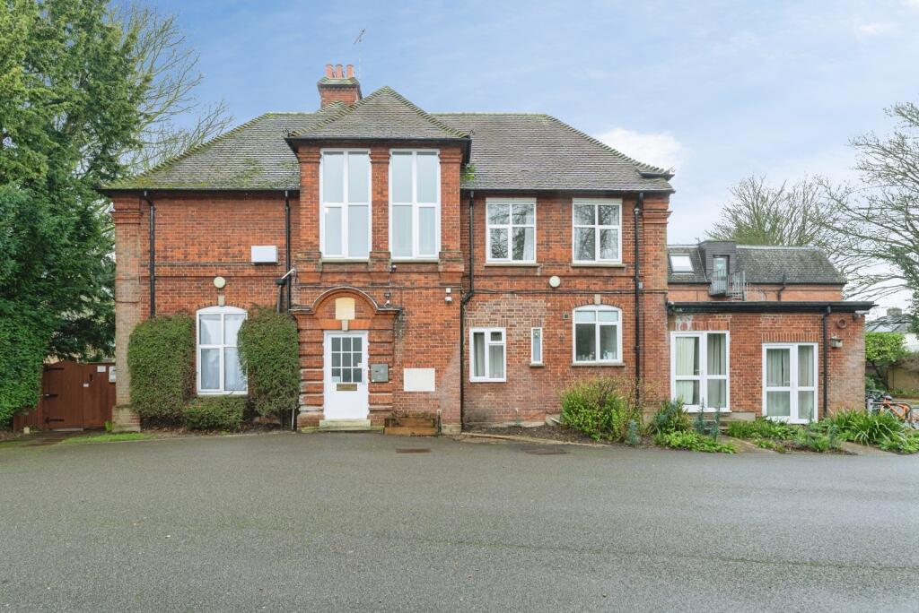 Main image of property: Harvey Goodwin Gardens, Cambridge, Cambridgeshire, CB4