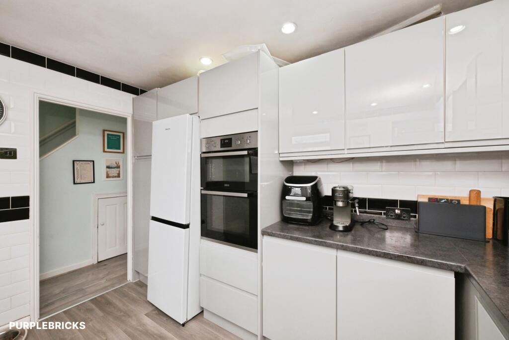 House in Broxbourne, Churchgate - View 5