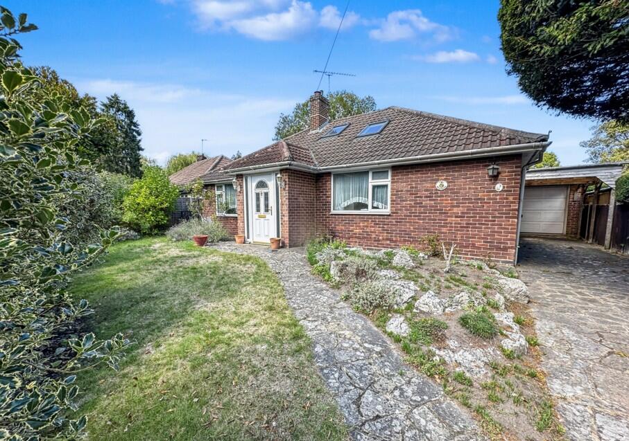 Main image of property: HORSELL