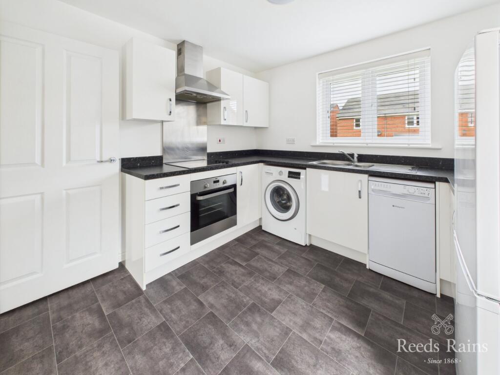 Nightingale Road, Guisborough, North Yorkshire, TS14 photo 3
