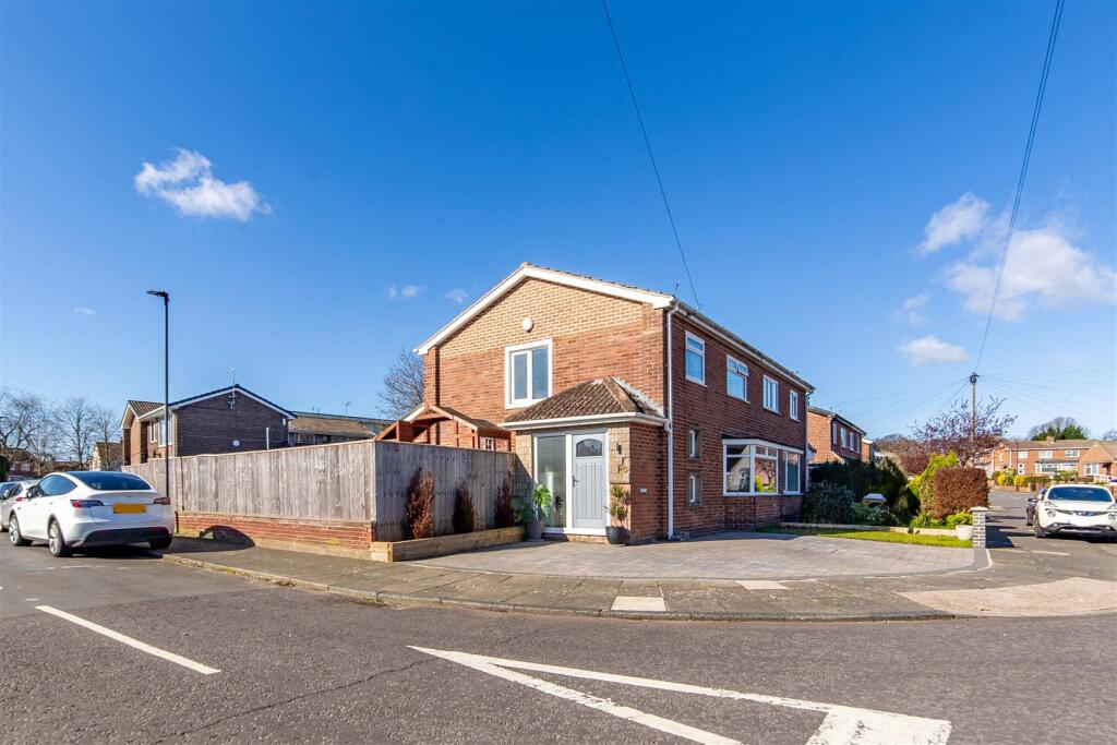 Main image of property: Broomley Walk, Red House Farm, NE3 2BH