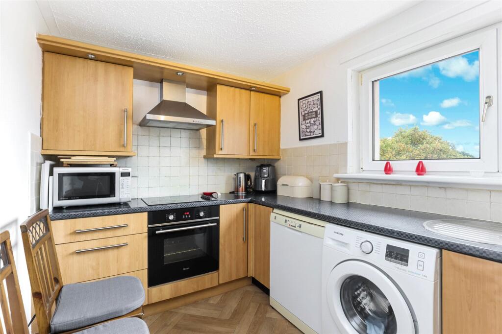 Apartment in Glasgow, South Lanarkshire - View 5