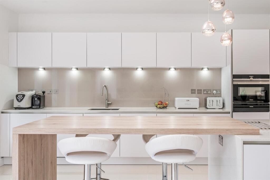 Additional image 6 of Silhill Hall Road, Solihull, B91