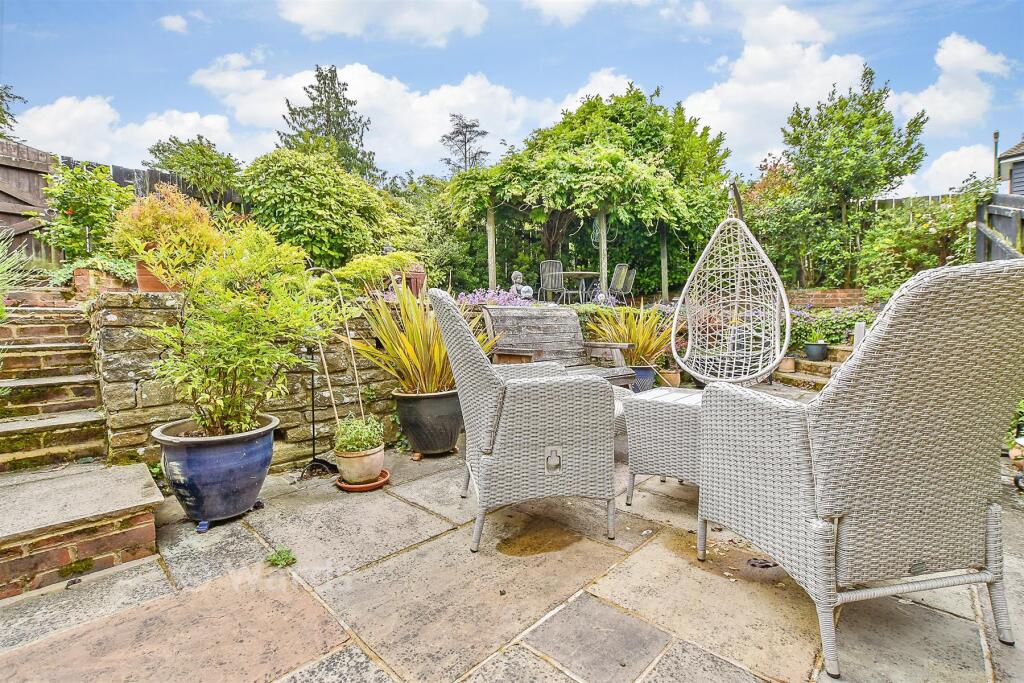 House in Tonbridge - View 3