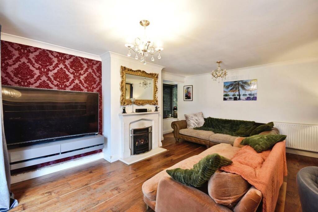 House in Bridport, Dorset - View 2