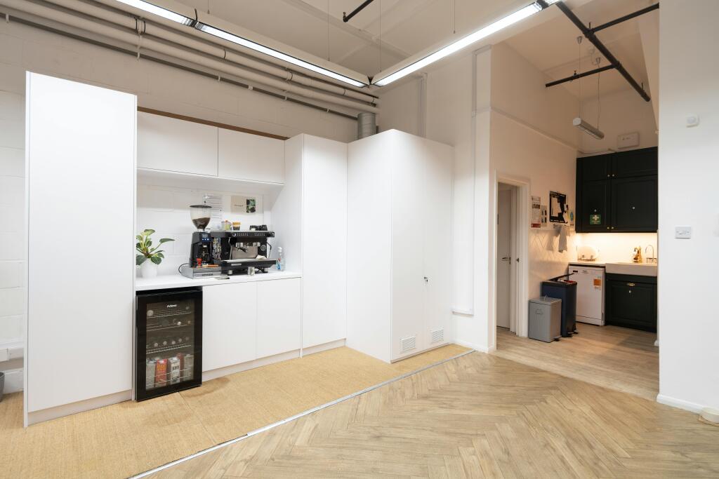 MC4001-0149-HR.jpg