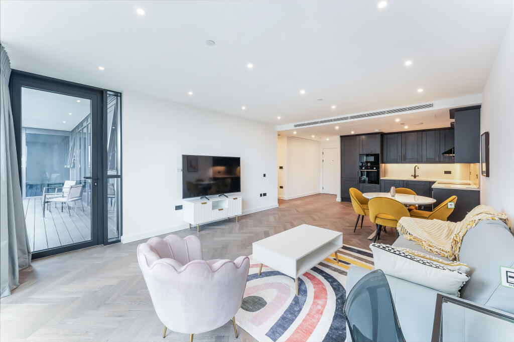 Main image of property: 3 Merino Gardens, London Dock, Wapping, London, E1W