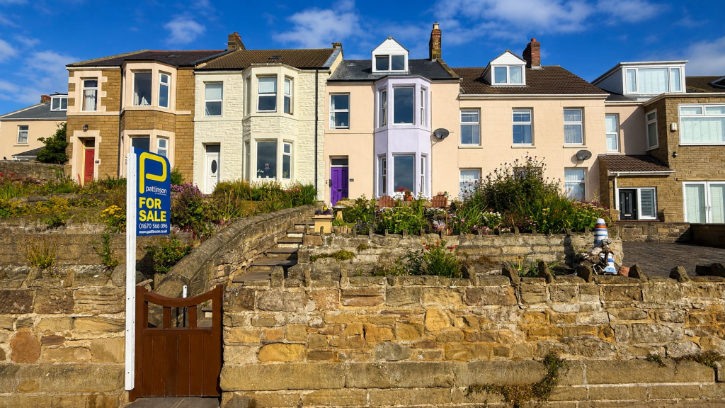 Main image of property: Victoria Terrace, Newbiggin-by-the-Sea, Northumberland, NE64 6NL
