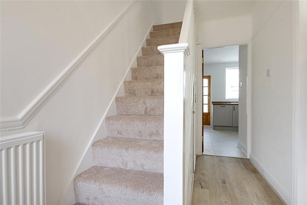 Chichester Road, London, N9 photo 3