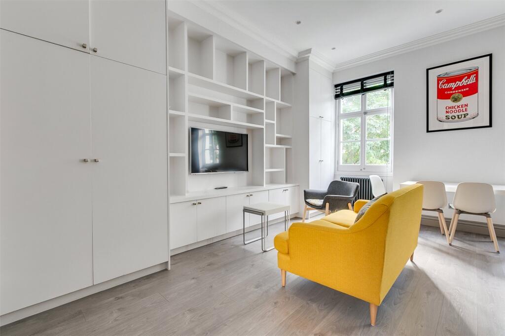 Apartment in London - View 5