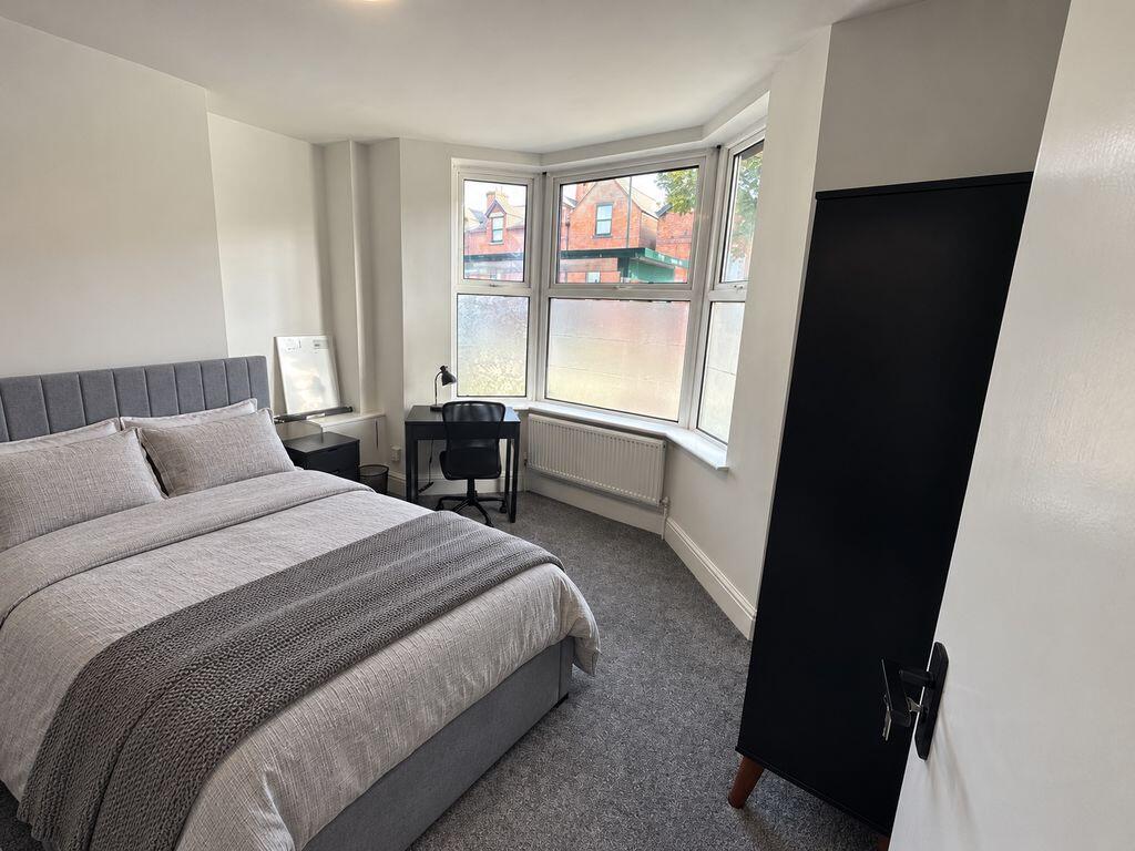 House in Nottingham - View 3