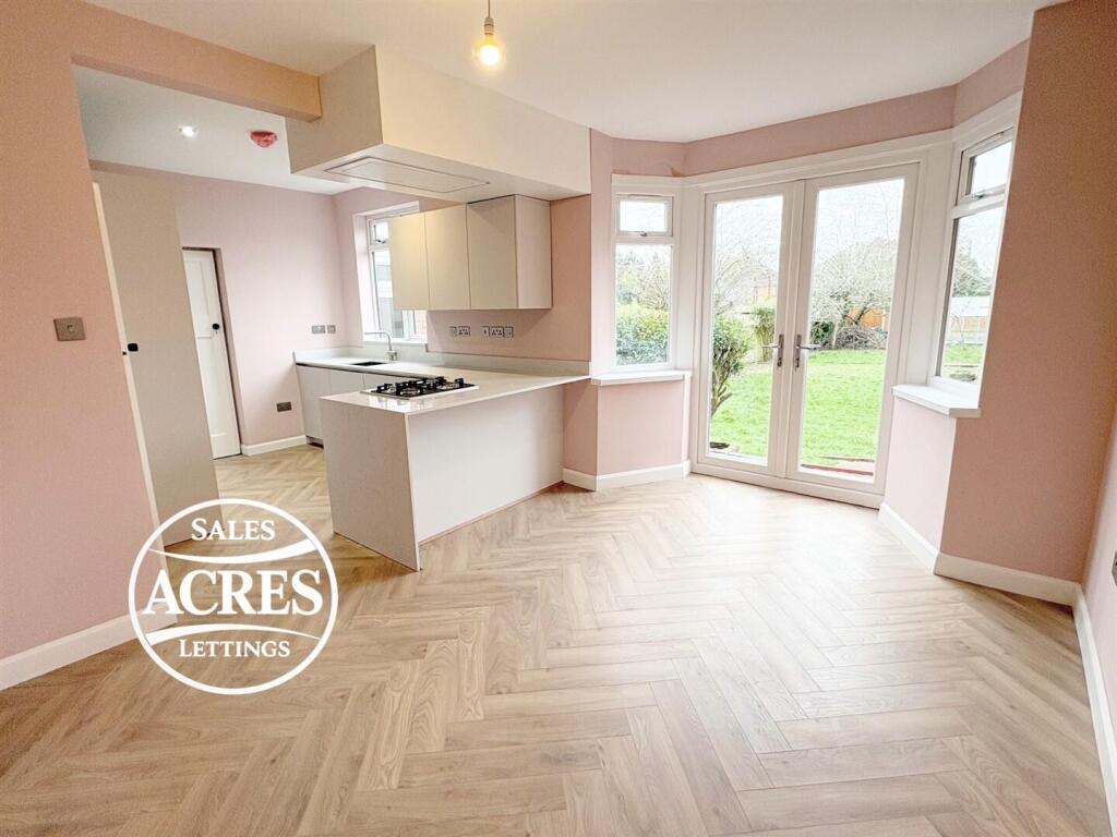 House in Sutton Coldfield, Maney - More
