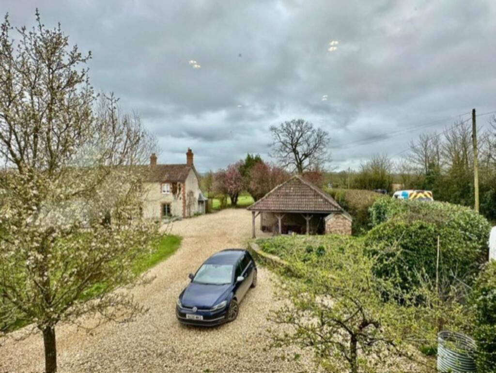 Additional image 9 of Charnage, Mere