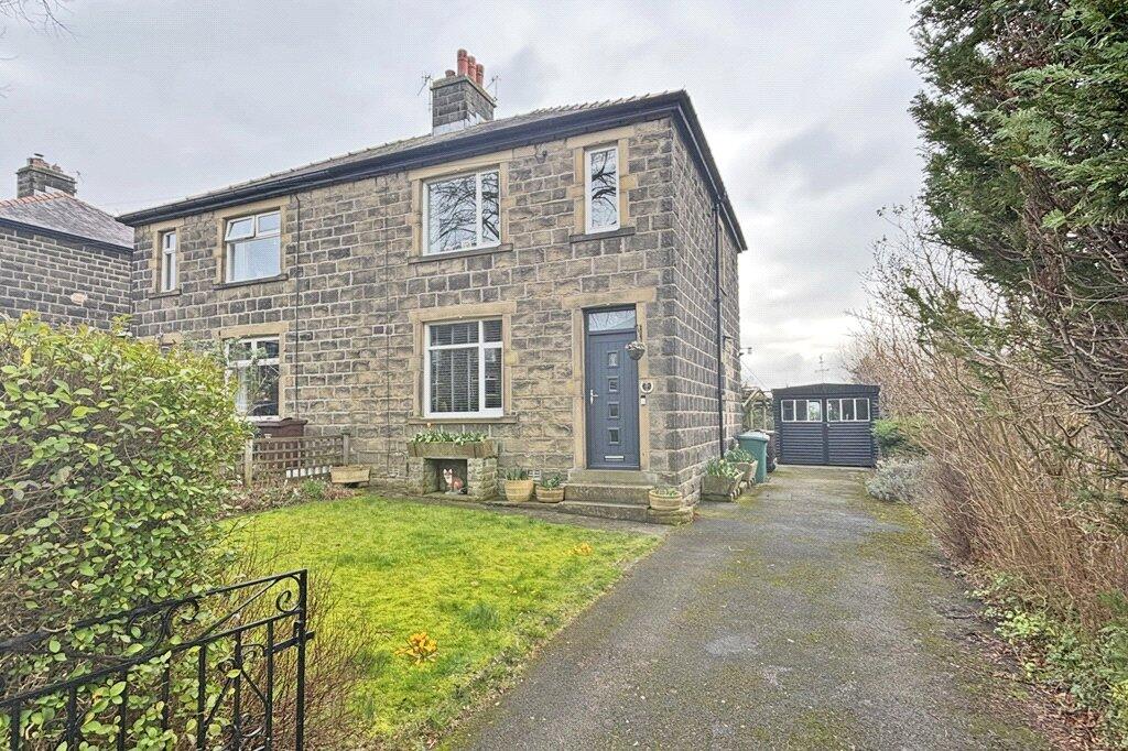 62 Howden Road, Silsden, BD20 0JB