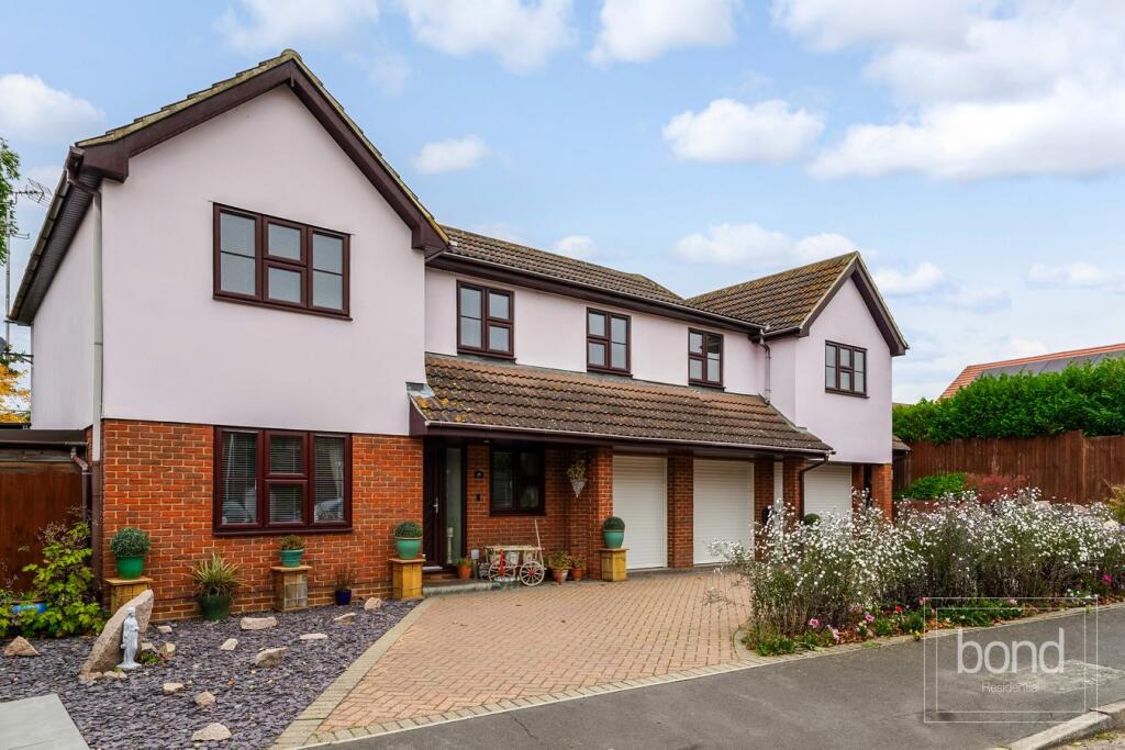 Main image of property: Chalklands, Howe Green, Chelmsford, CM2