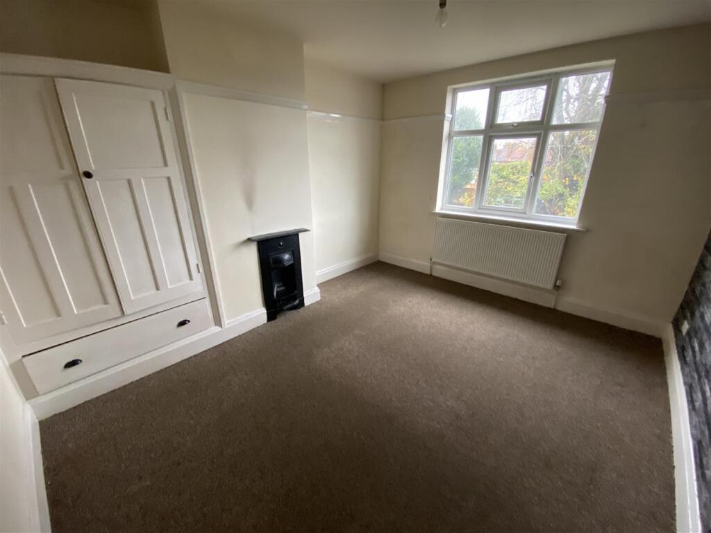 House in Leicester - More