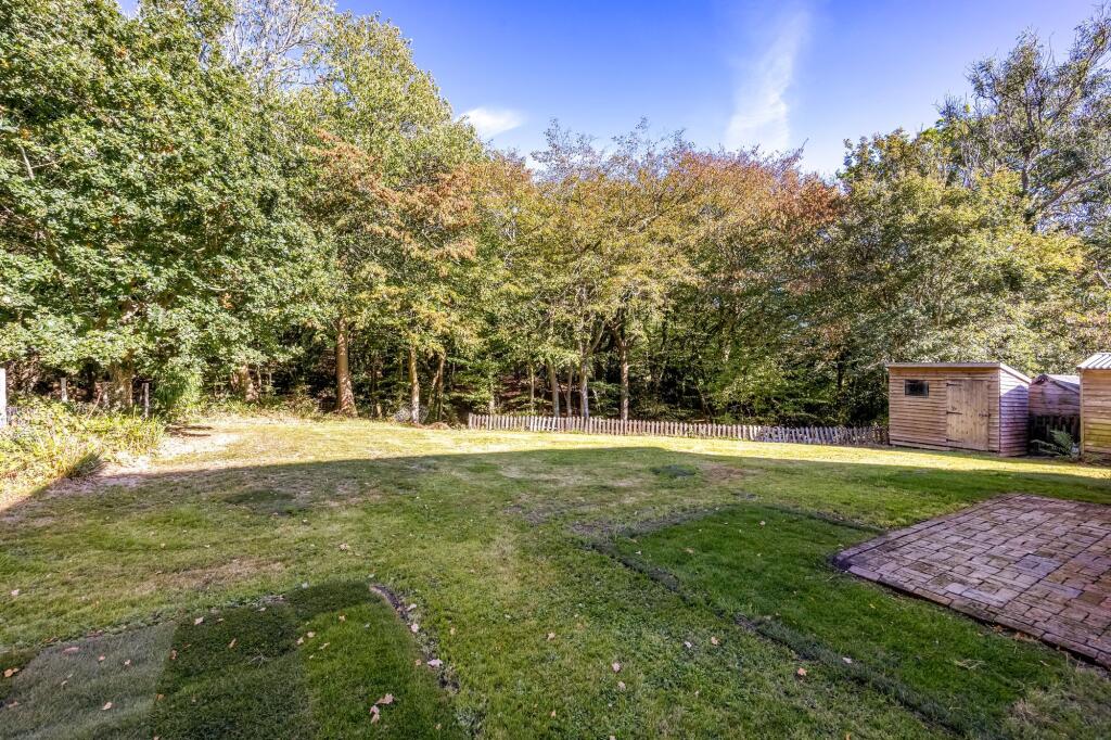 House in Tonbridge - View 3