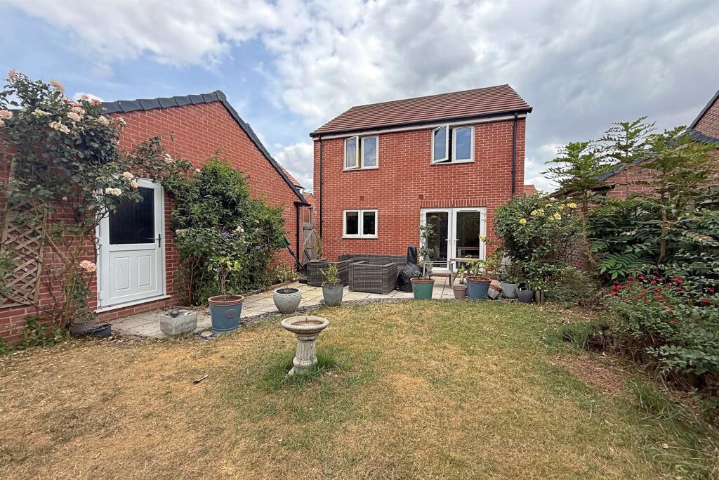 House in Salisbury - View 2
