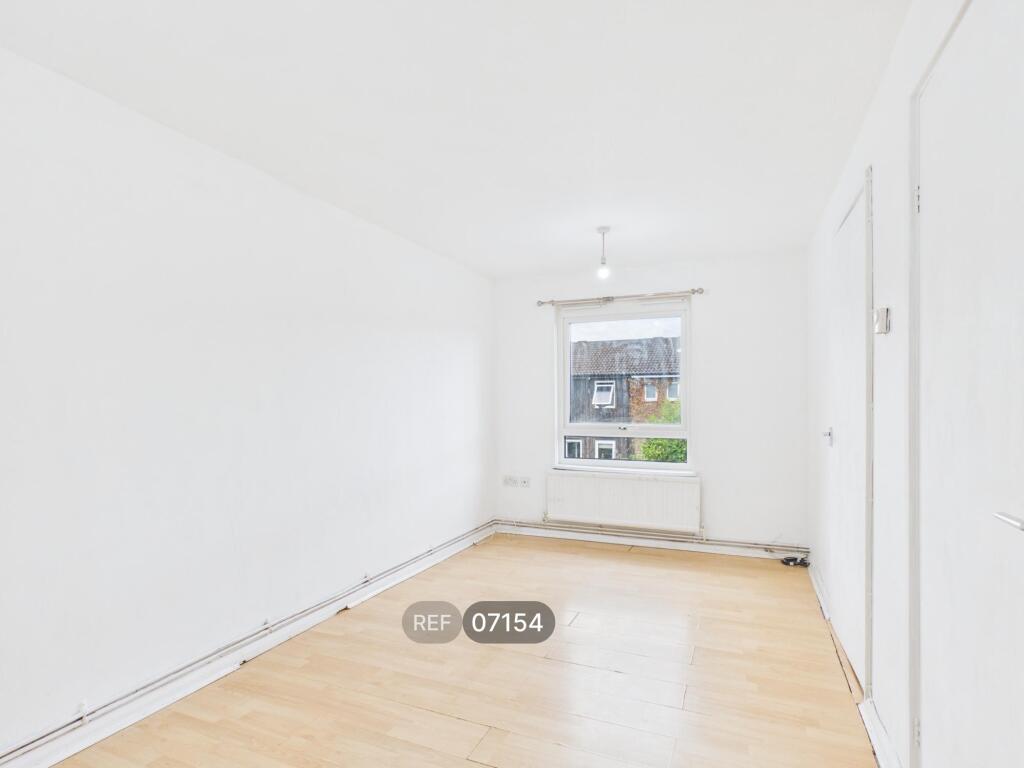 Apartment in Peterborough - More