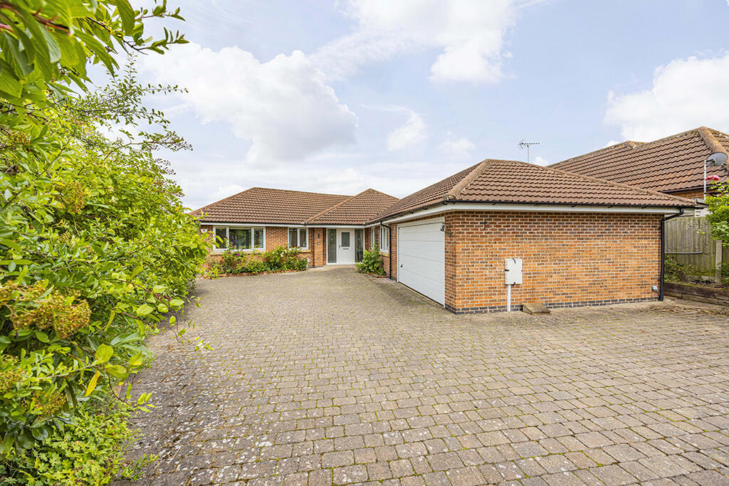 The Burrow, Epperstone Road, Lowdham, Nottinghamshire NG14 7BU photo 3