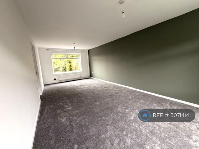House in Leeds - View 2