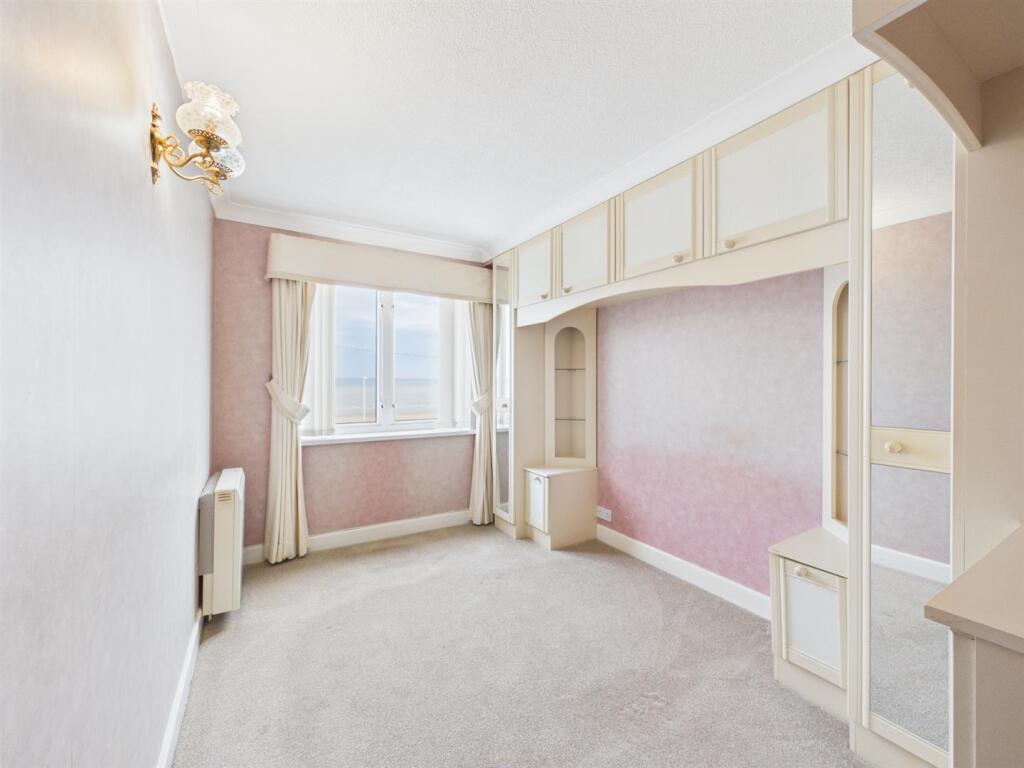 Apartment in York - More
