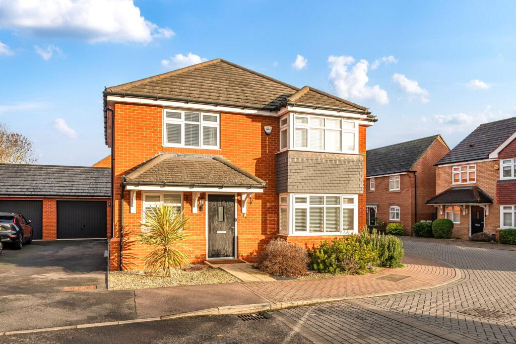 Main image of property: Redwing Croft, Lower Stondon, Henlow, SG16