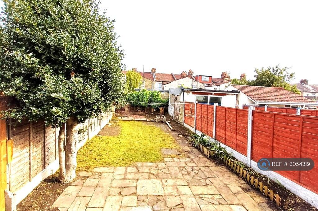 Property photo 10
