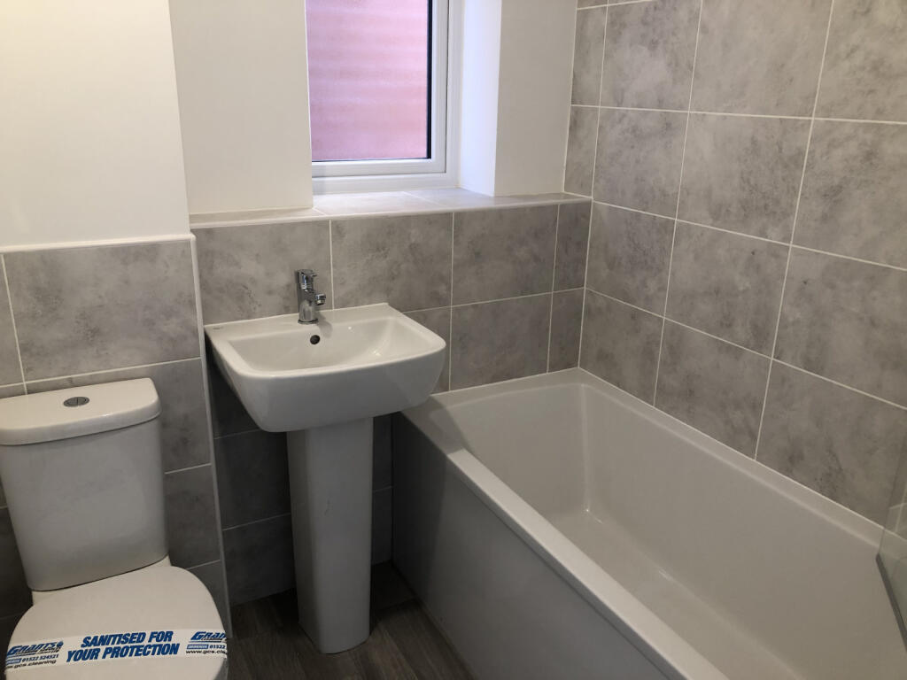 House in Nottingham, Sandfield Way, Radford - View 5