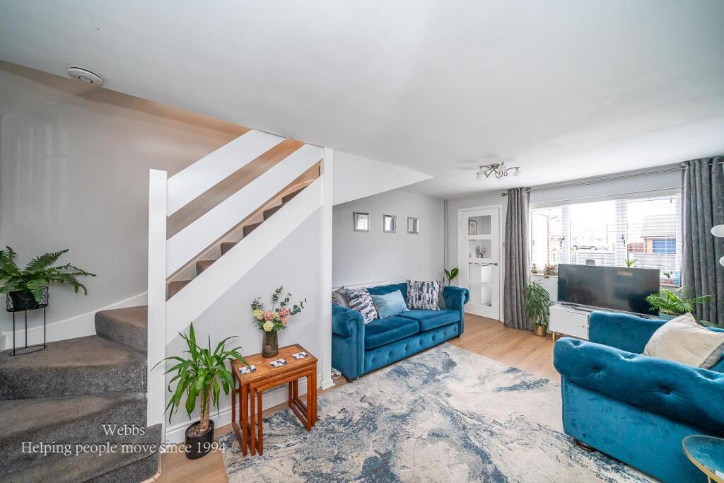 House in Walsall, West Midlands - View 2