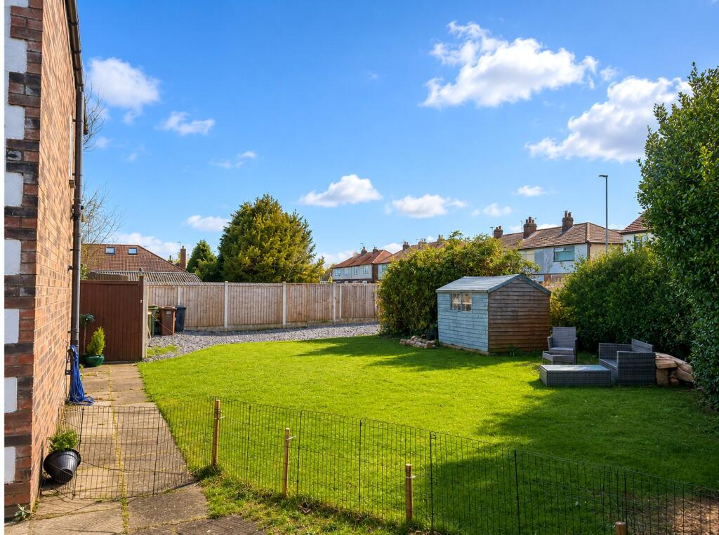 House in Preston - View 2