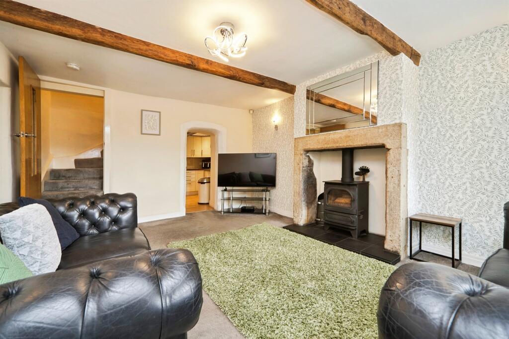 House in Bradford, Harden - View 4