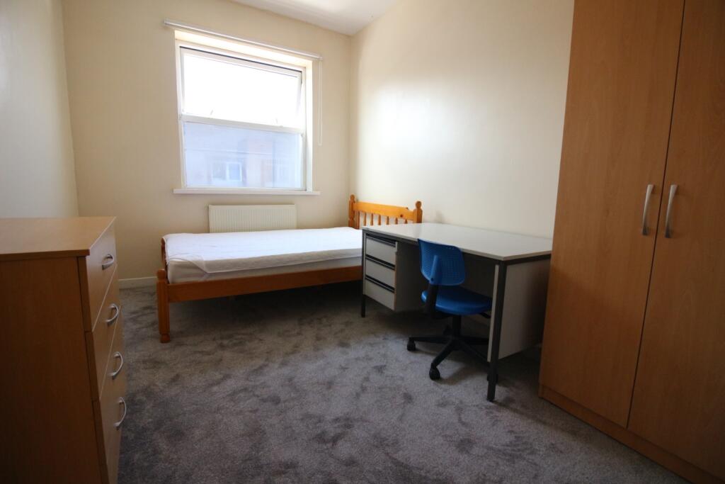 Apartment in Cardiff, Maindy, Cathays - More