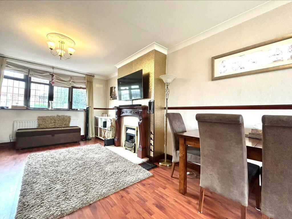 House in Dudley, West Midlands - View 4
