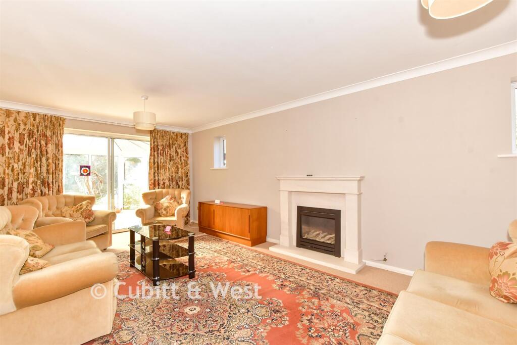 House in Winchester, Denmead - View 5