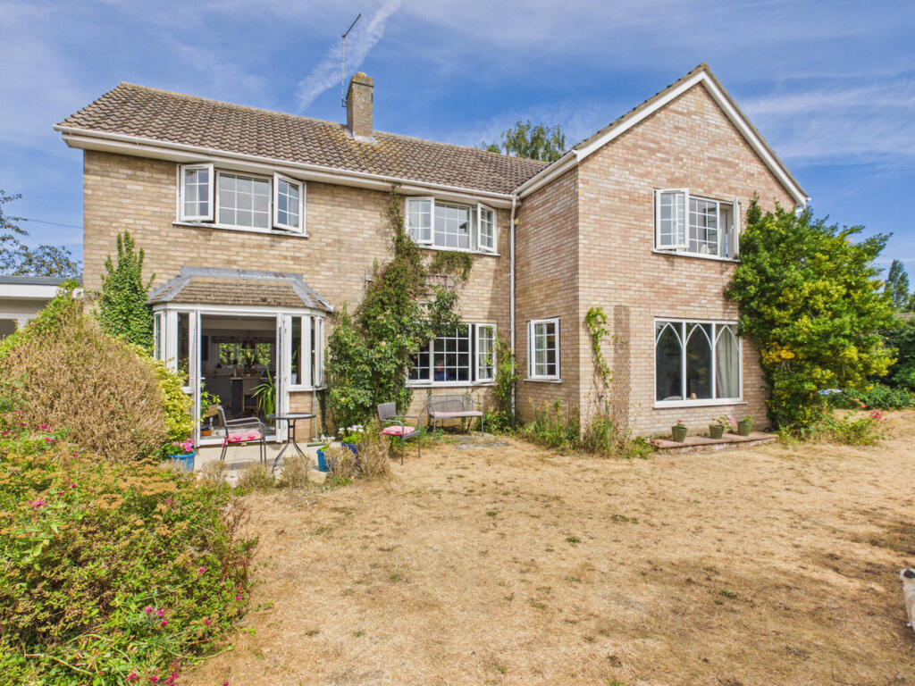 House in Peterborough - View 2