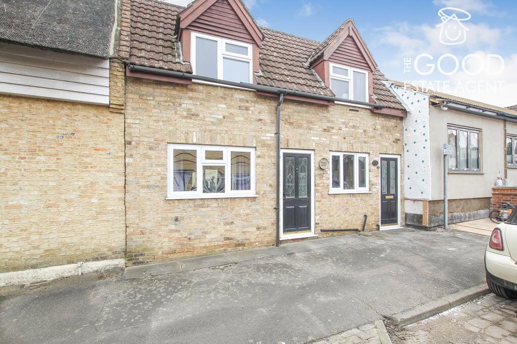2-bed terraced on Crown Lane, Littleport CB6 1PP, £185,000