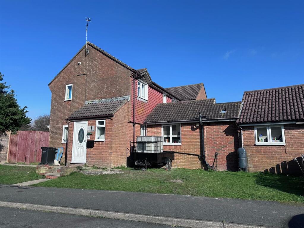 Main image of property: Hodcombe Close, Eastbourne