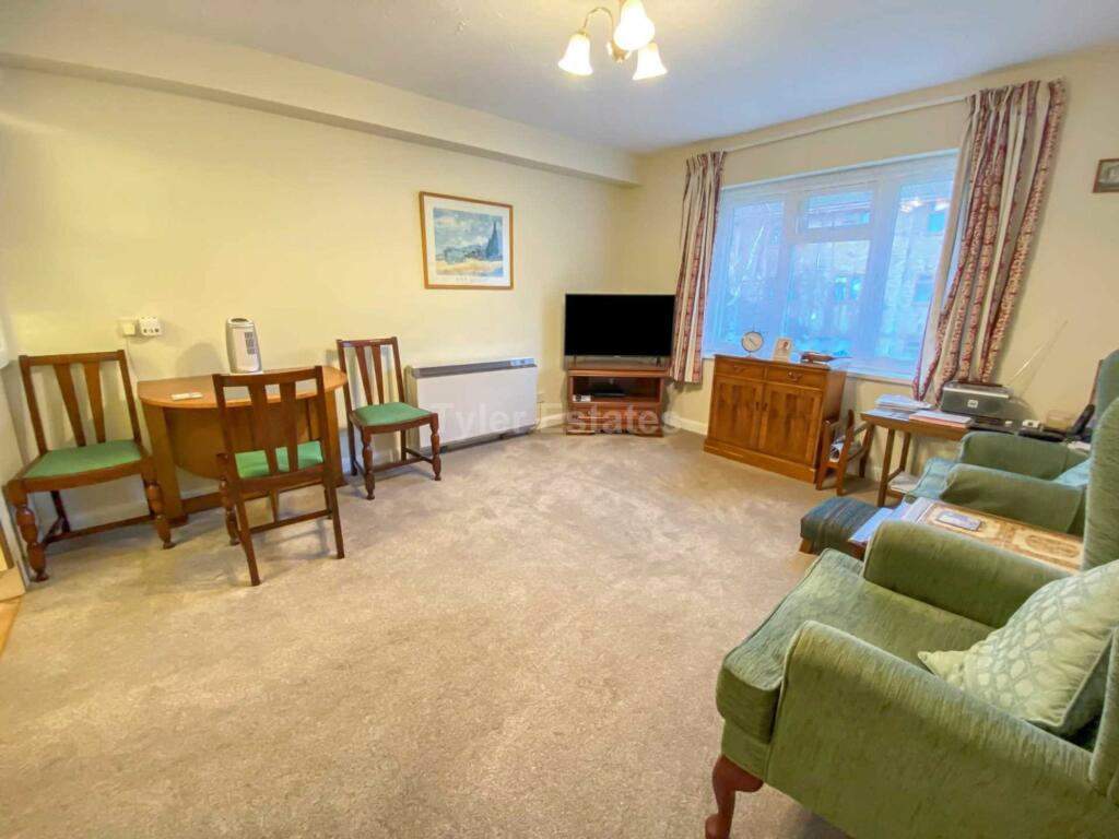 5, Allington Court photo 3