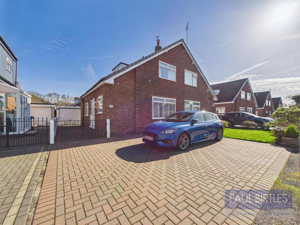 Main image of property: Stott Drive, Flixton, Trafford, M41 6WA