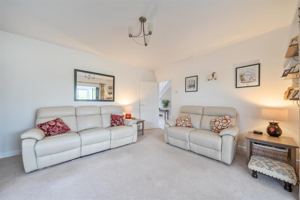 House in Renhold, Bedford - View 5