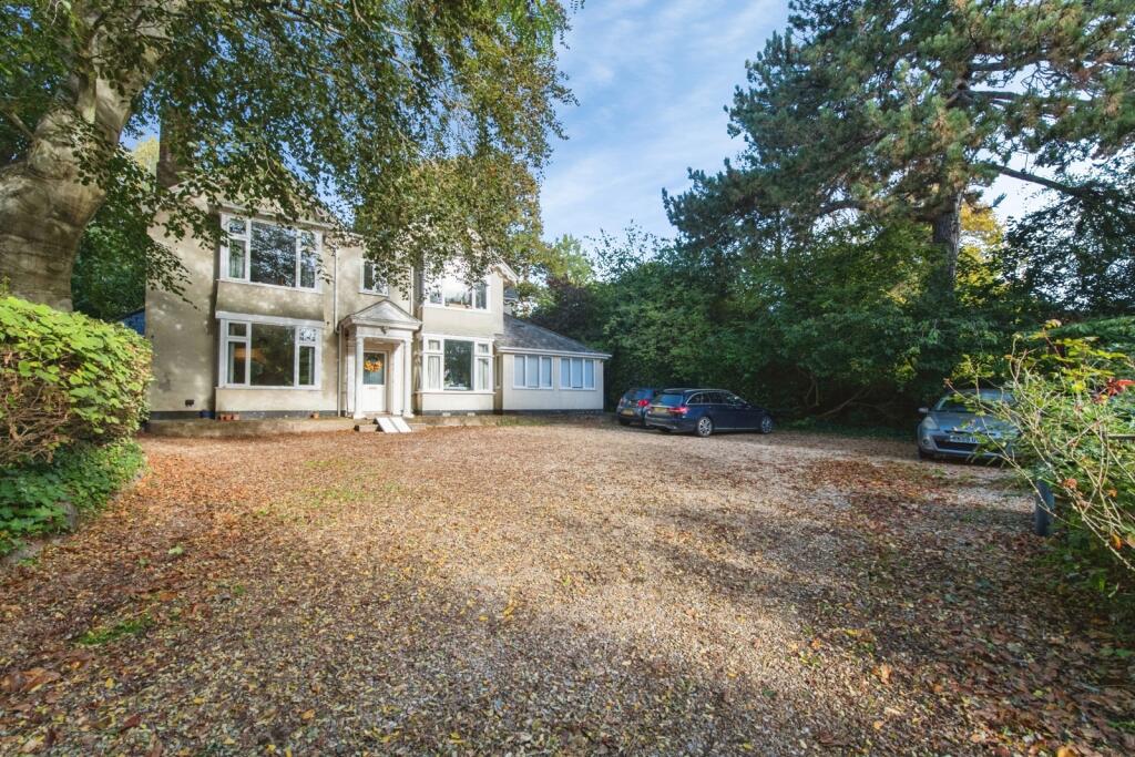 Main image of property: Grosvenor Place, Exeter, Devon, EX1