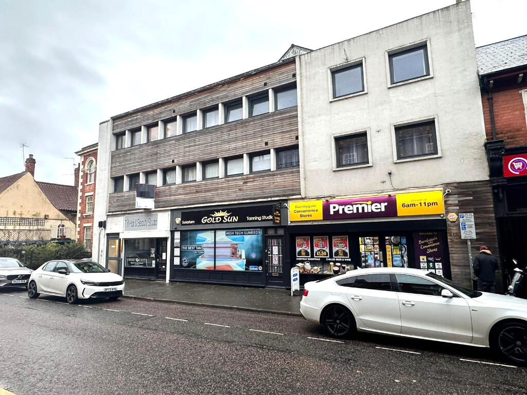 Main image of property: Units 2,3 14 Barnby Gate, Newark, Nottinghamshire, NG24